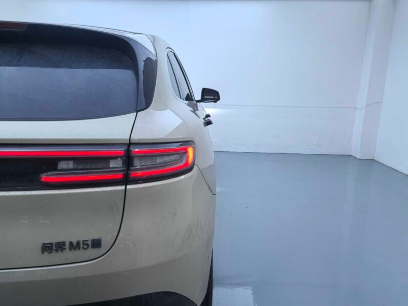 AITO M5 Standard Edition (RWD)