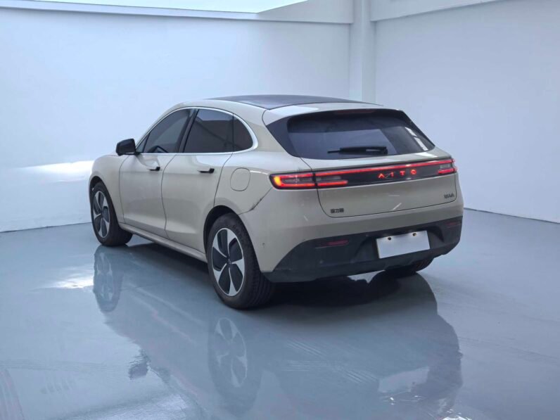 AITO M5 Standard Edition (RWD)