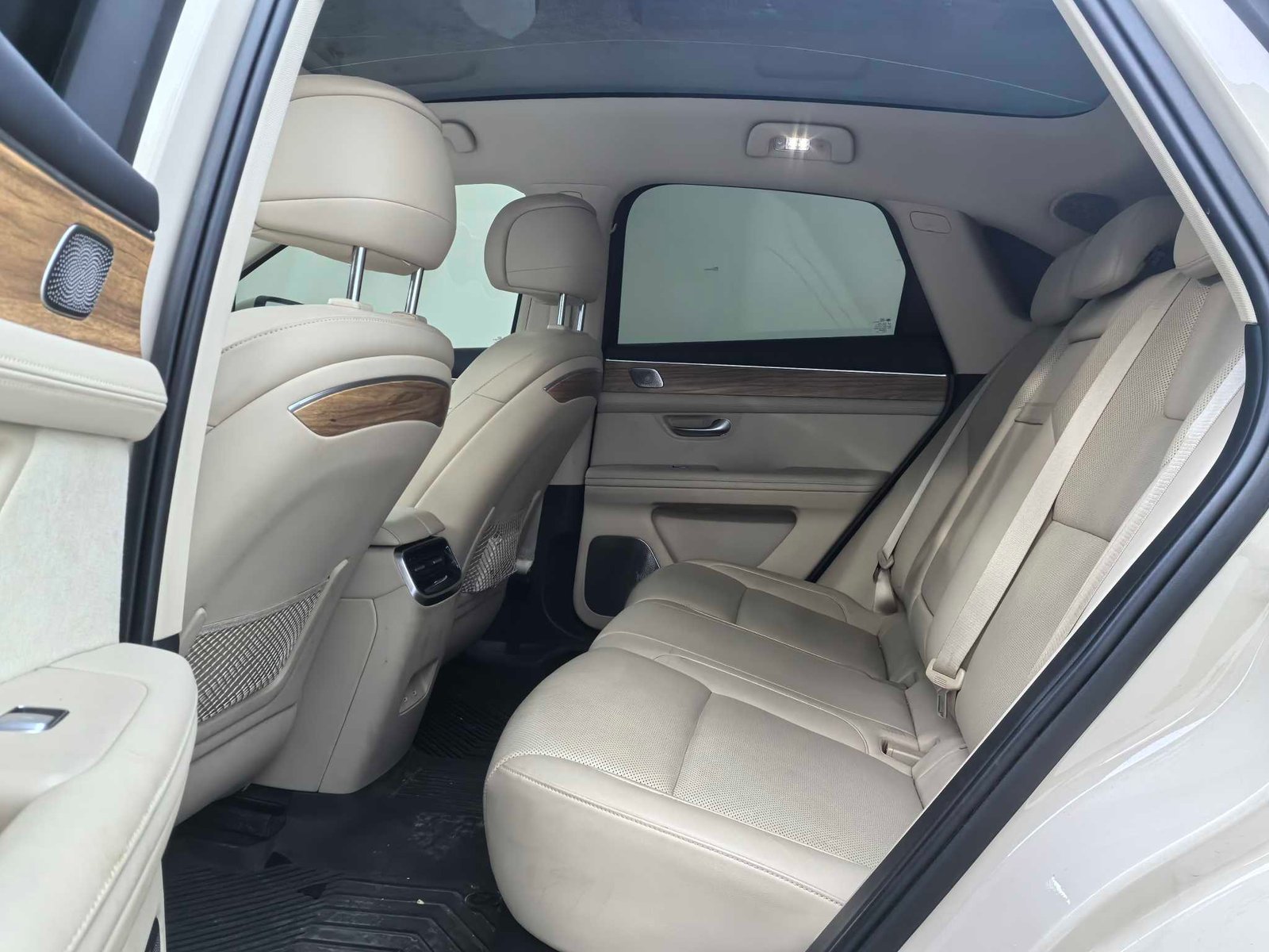 AITO M5 Standard Edition (RWD)