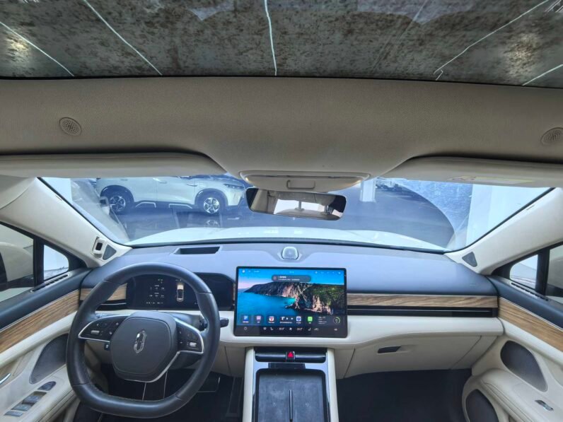 AITO M5 Standard Edition (RWD)