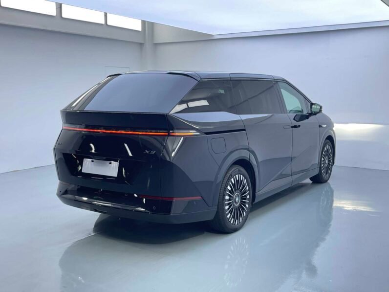 XPeng Motors XPeng X9 2025 Model with 740km Ultra-Long Range (Max)