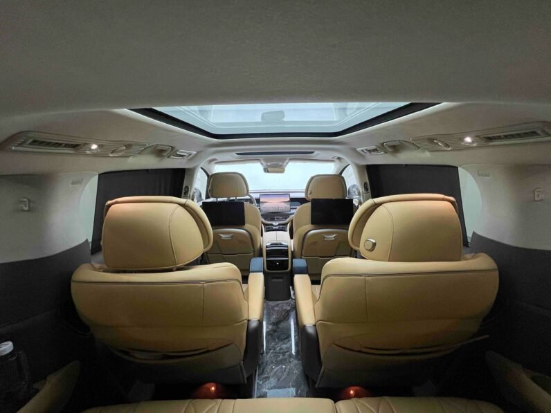 Denza D9 2022 DM-i 970 AWD Flagship Edition