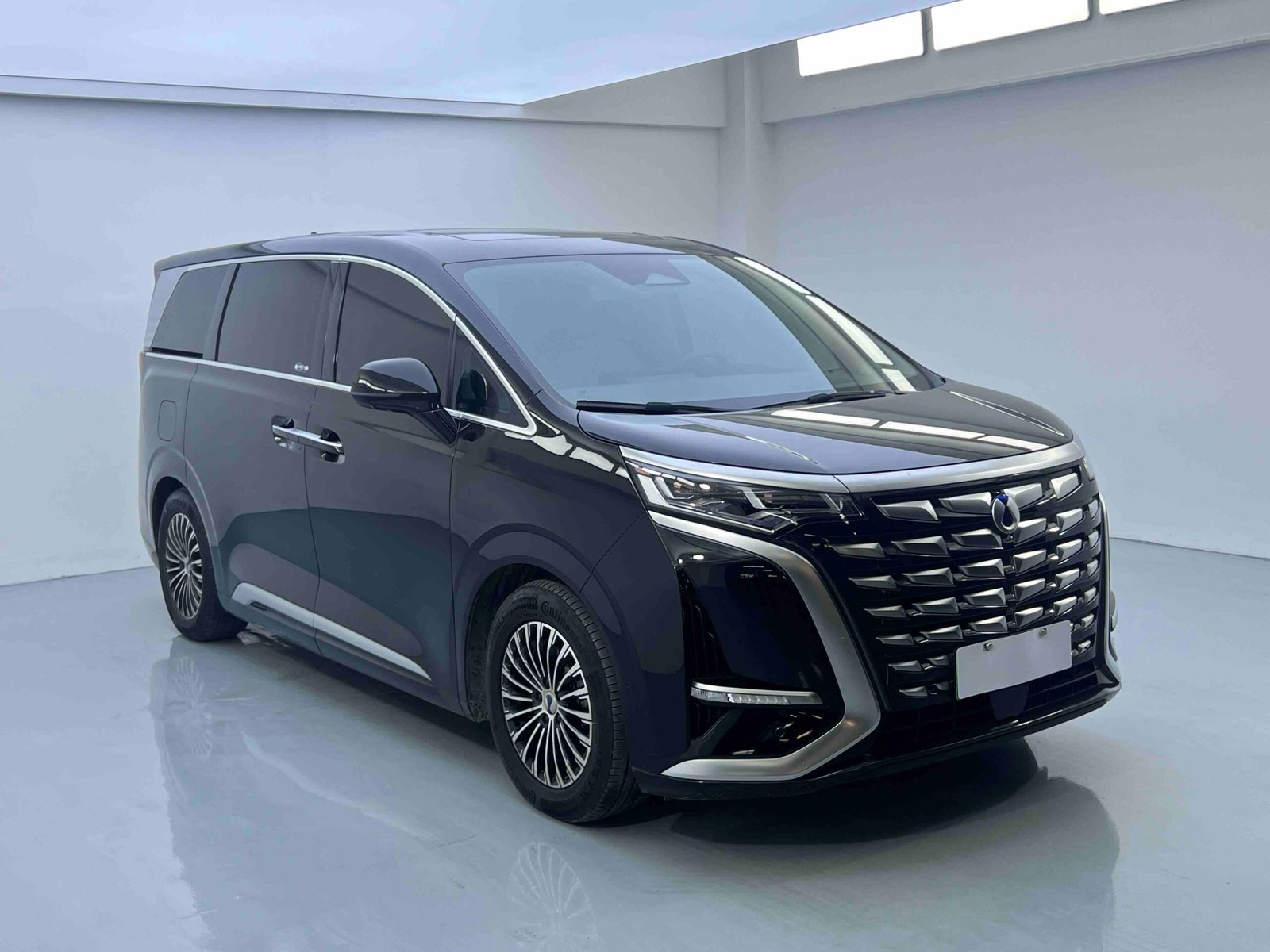 Denza D9 2022 DM-i 970 AWD Flagship Edition