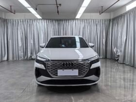 Audi Q4 e-tron 2024 40 e-tron Pioneer Edition